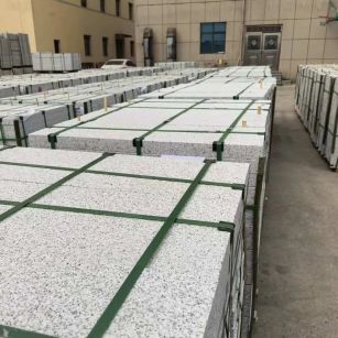 淄博 白麻花岗岩5.0公分荔枝面地铺石