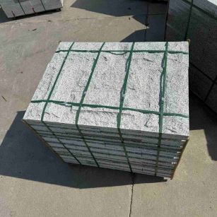 淄博 白麻花岗岩石材自然面蘑菇石成品