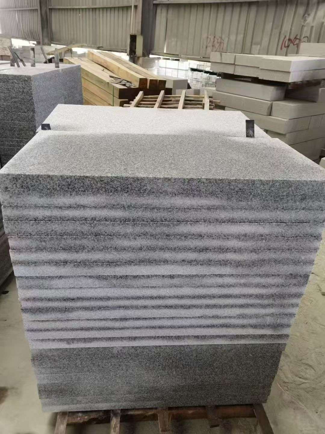 淄博 芝麻白5公分火烧地铺成品，900*400，规格可定制