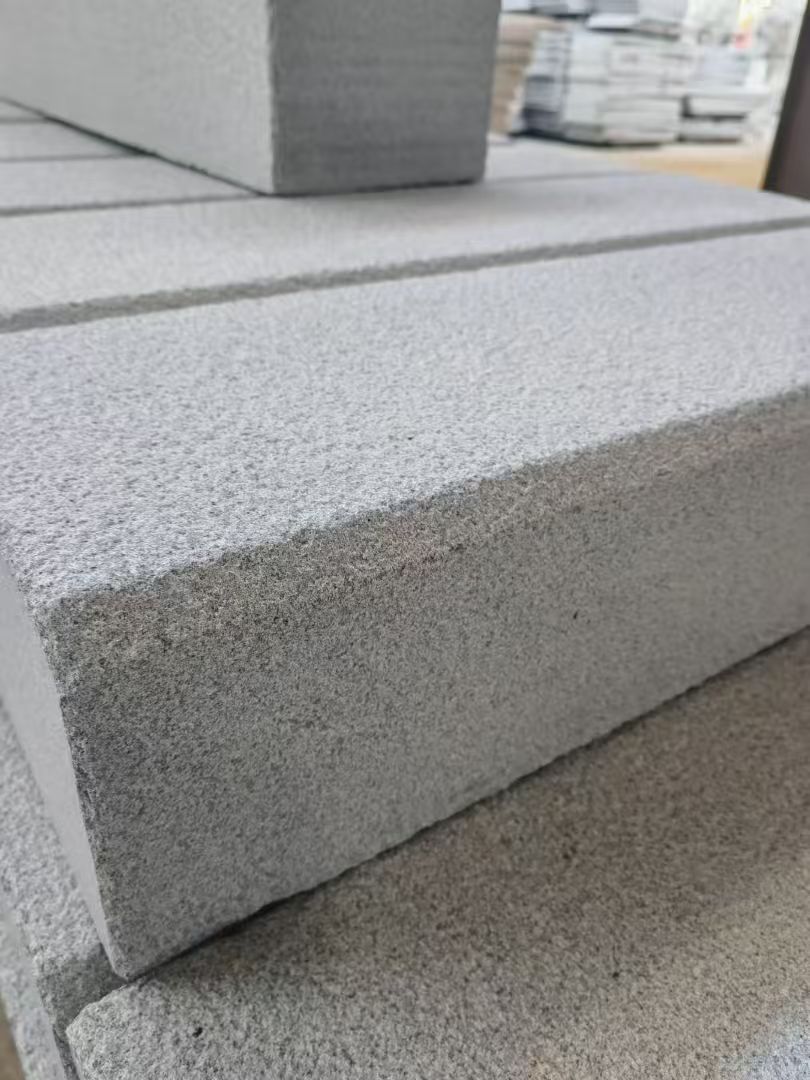 淄博 芝麻灰荔枝面路沿石