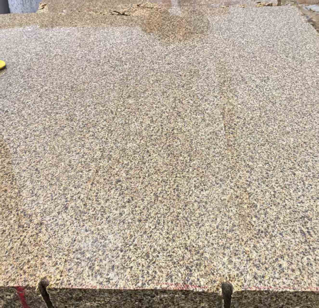 淄博 黄金麻花岗岩石材方料